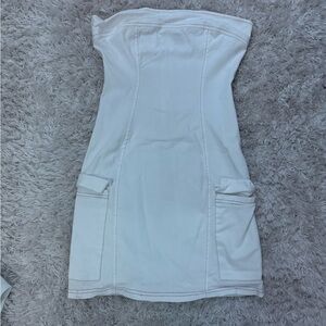 Windsor Chic White Strapless Dress